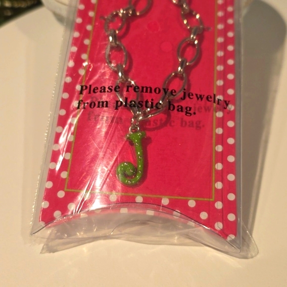 ⭐️ J, Silver Toned Oval Link Toggle Clasp Bracelet, Letter "J" Charm - Picture 5 of 13